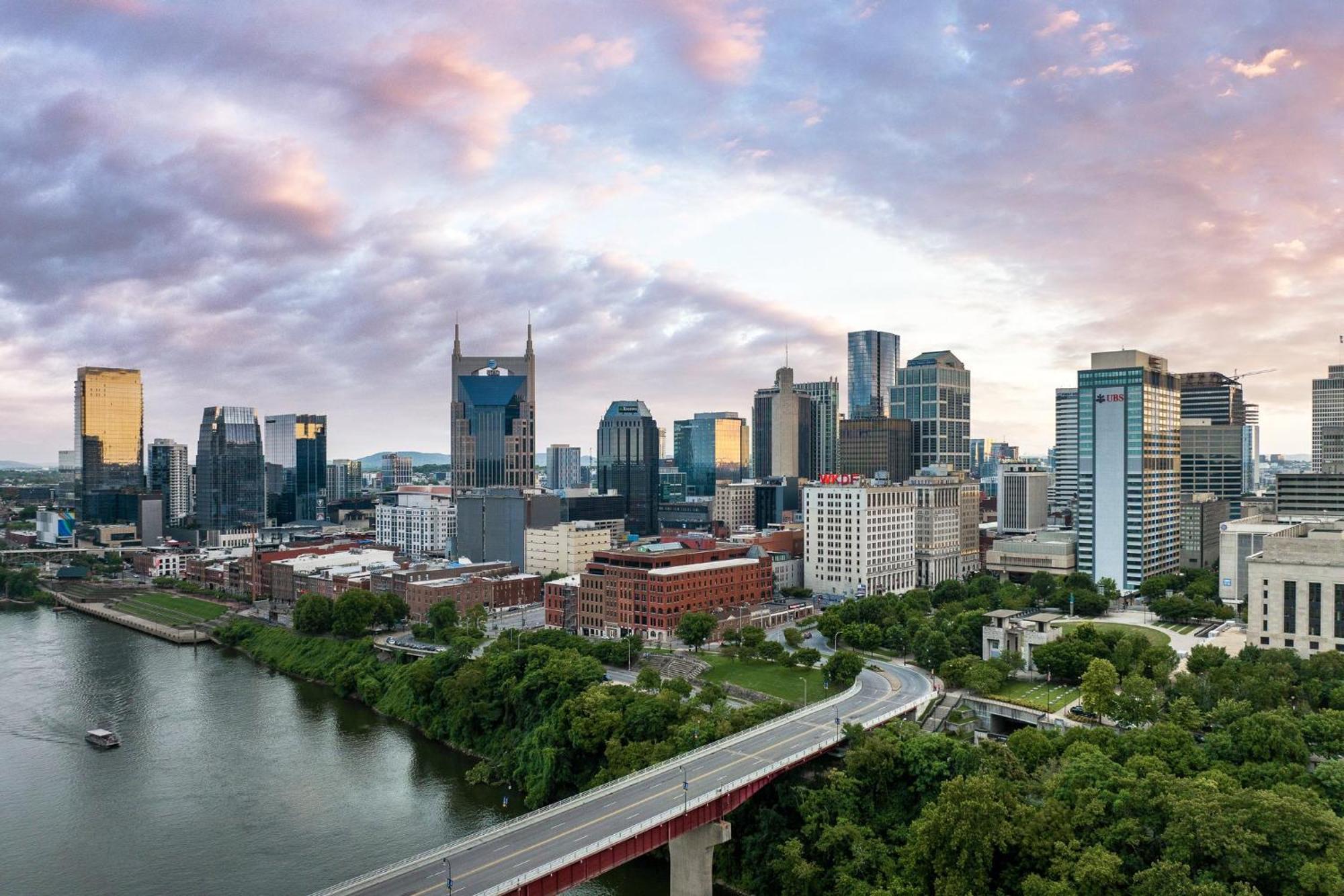 Hotel Indigo Nashville - The Countrypolitan Екстер'єр фото
